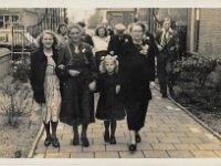 4 mei 1950. huwelijk Aalzen Visser en Marijke van Maanen  een trouwerij op 4 mei 1950 van Marijke van Maanen en Aalzen Visser