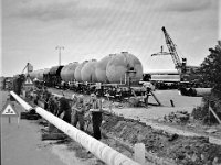Aanleg van Aardgasleidingen, aan de rondweg in Drachten.  1966.