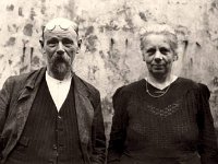 Kunstschilder Thijs Rinsema met zijn vrouw Zuidkade ± 1920