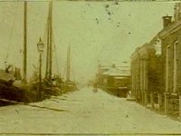 1900 (4)